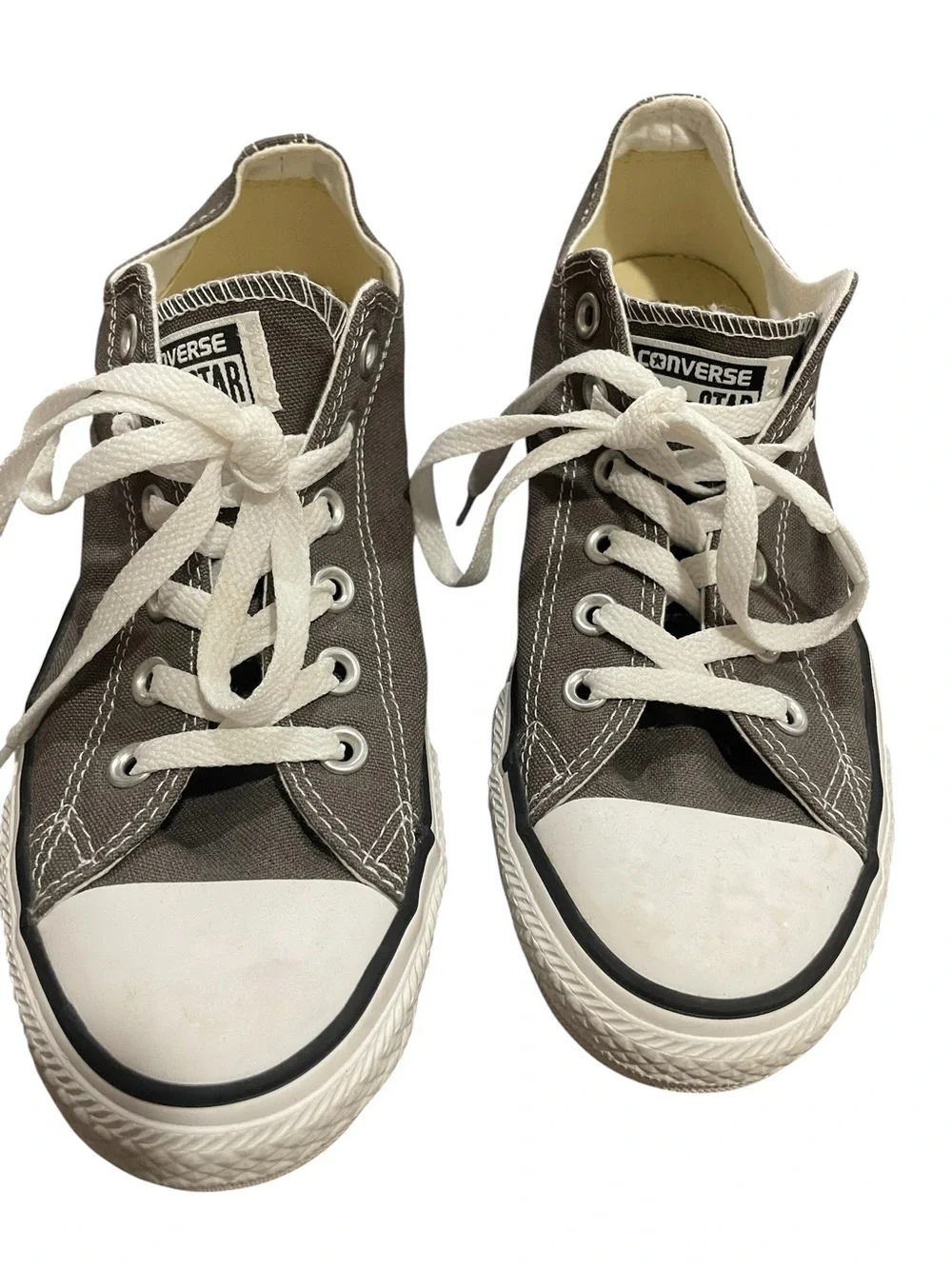 Converse Women’s Low Top Sneakers - Gray and White Size 9